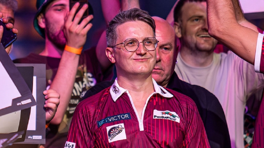 Melderis PDC Eiropas tūres posmā šautriņu mešanā tiek tālāk par Razmu